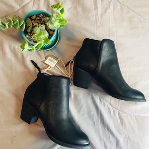American Eagle Outfitters Black Ankle Boots